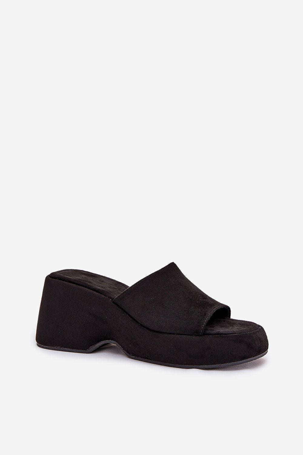 Clacquettes model 210172 Step in style