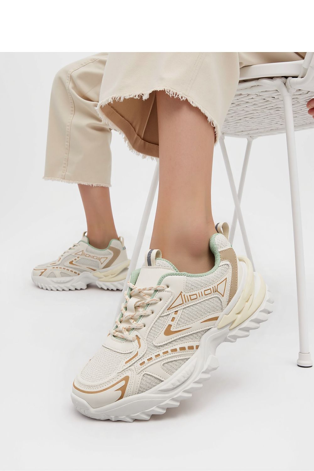 Chaussures de sport model 210197 Inello