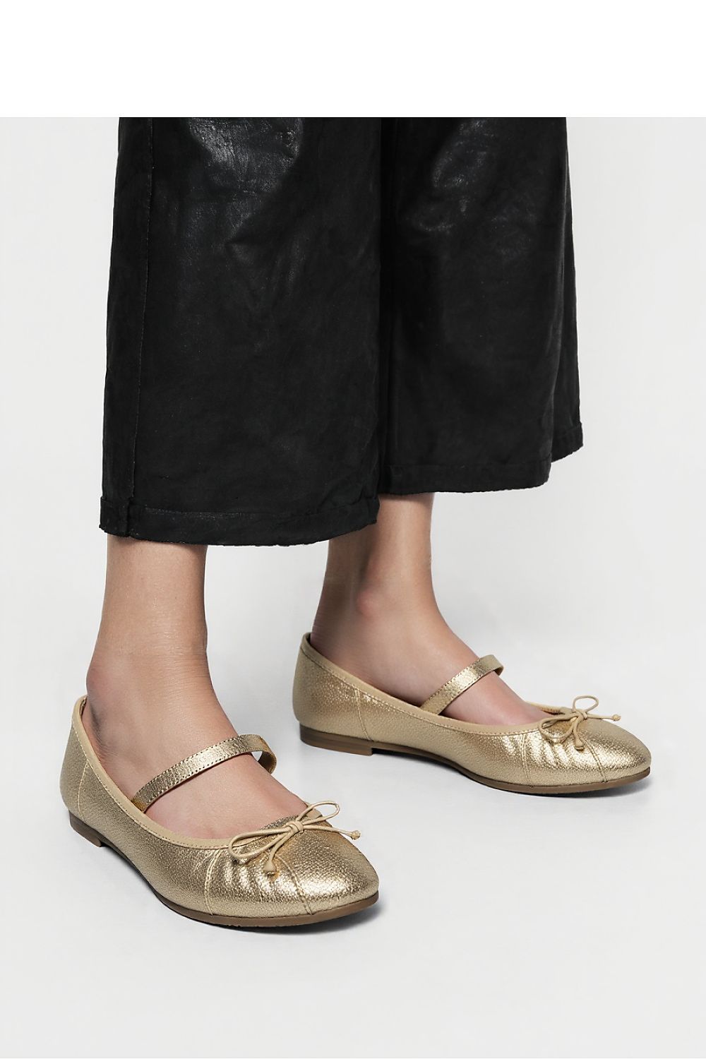 Ballerine model 210284 Inello