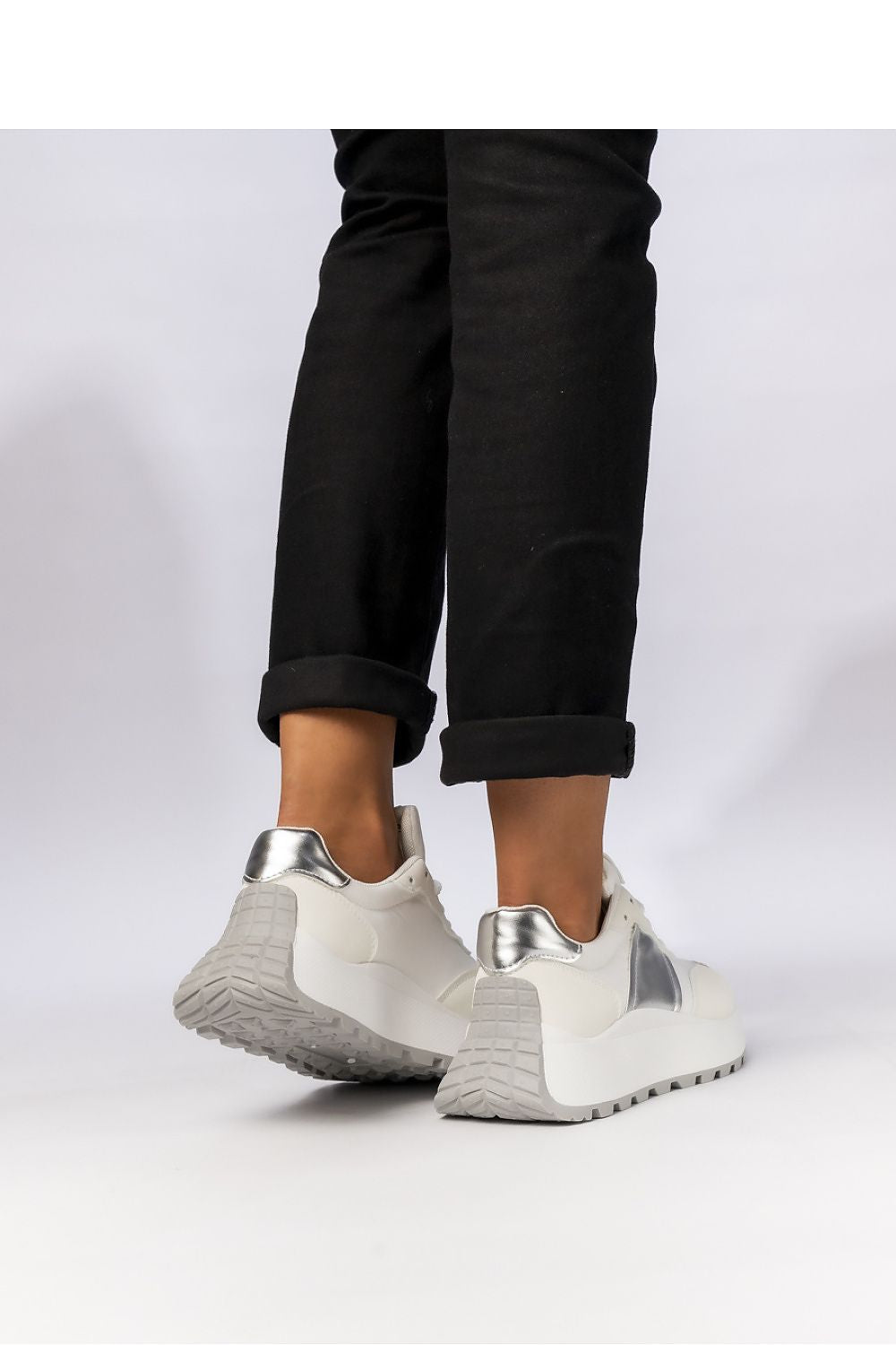 Chaussures de sport model 210588 Inello