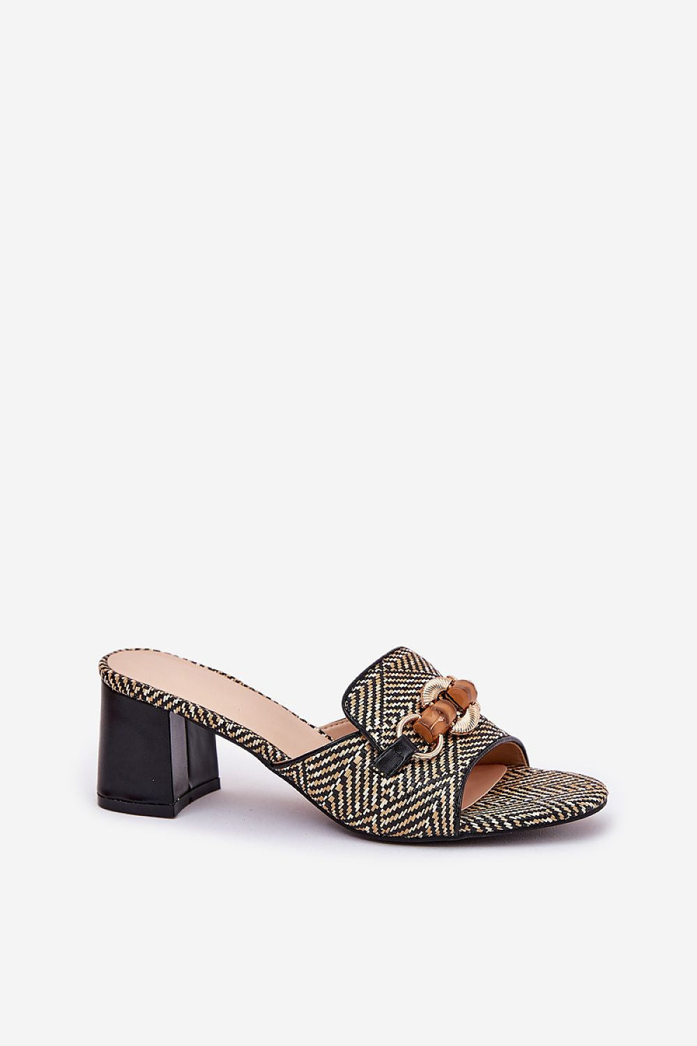 Clacquettes model 210779 Step in style