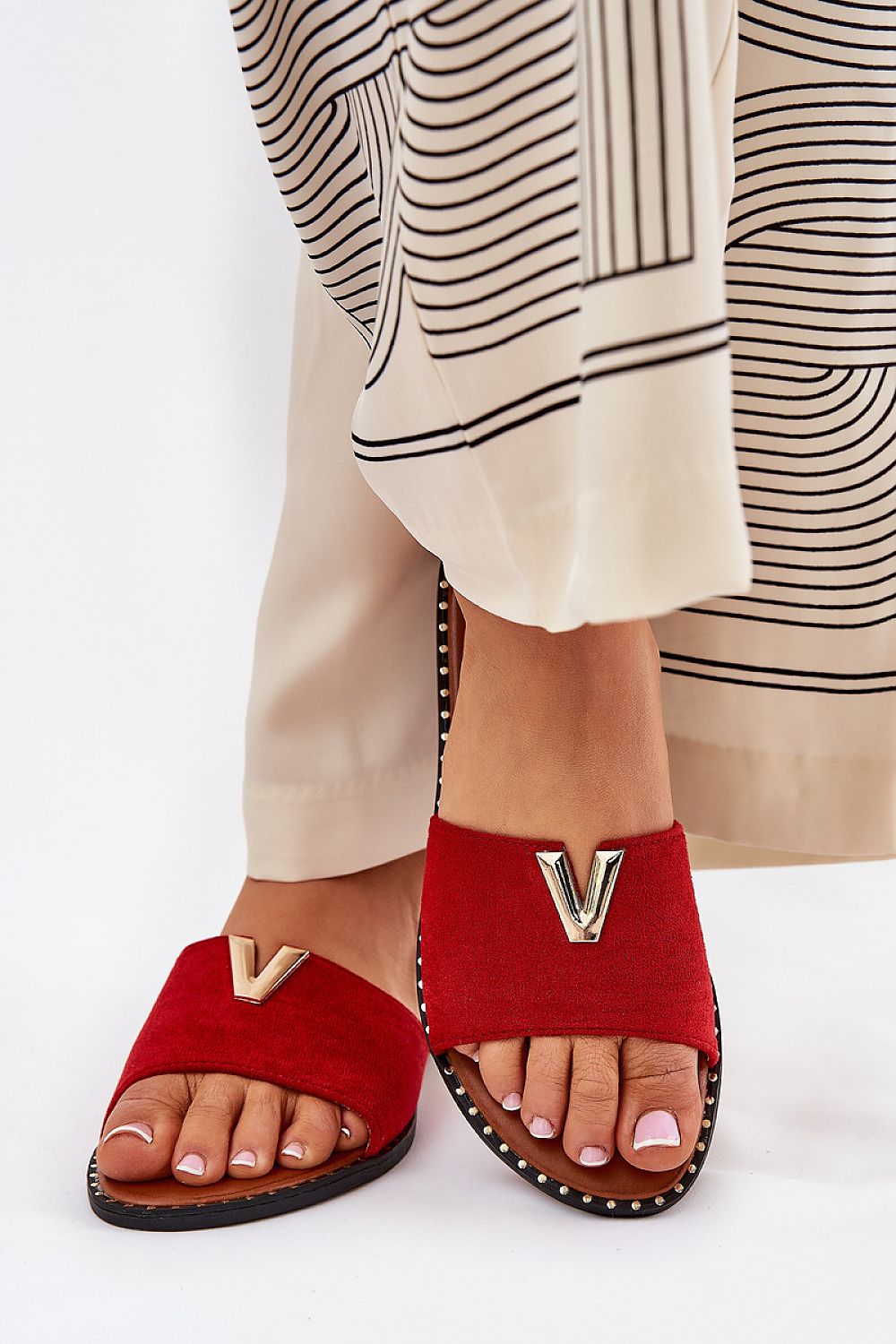 Clacquettes model 211710 Step in style
