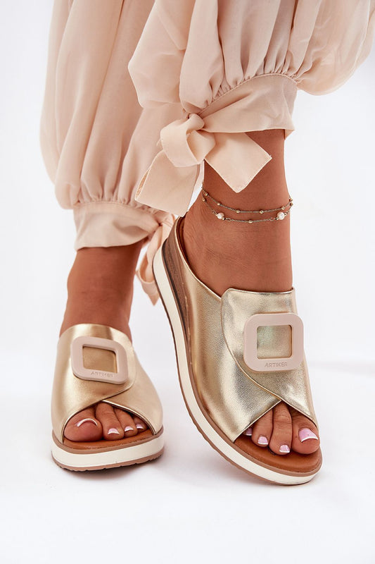 Clacquettes model 212349 Step in style