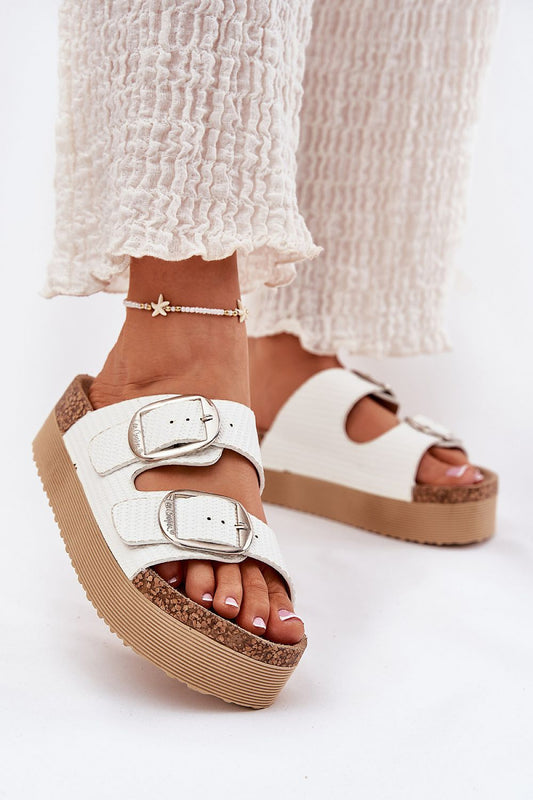 Clacquettes model 212591 Step in style