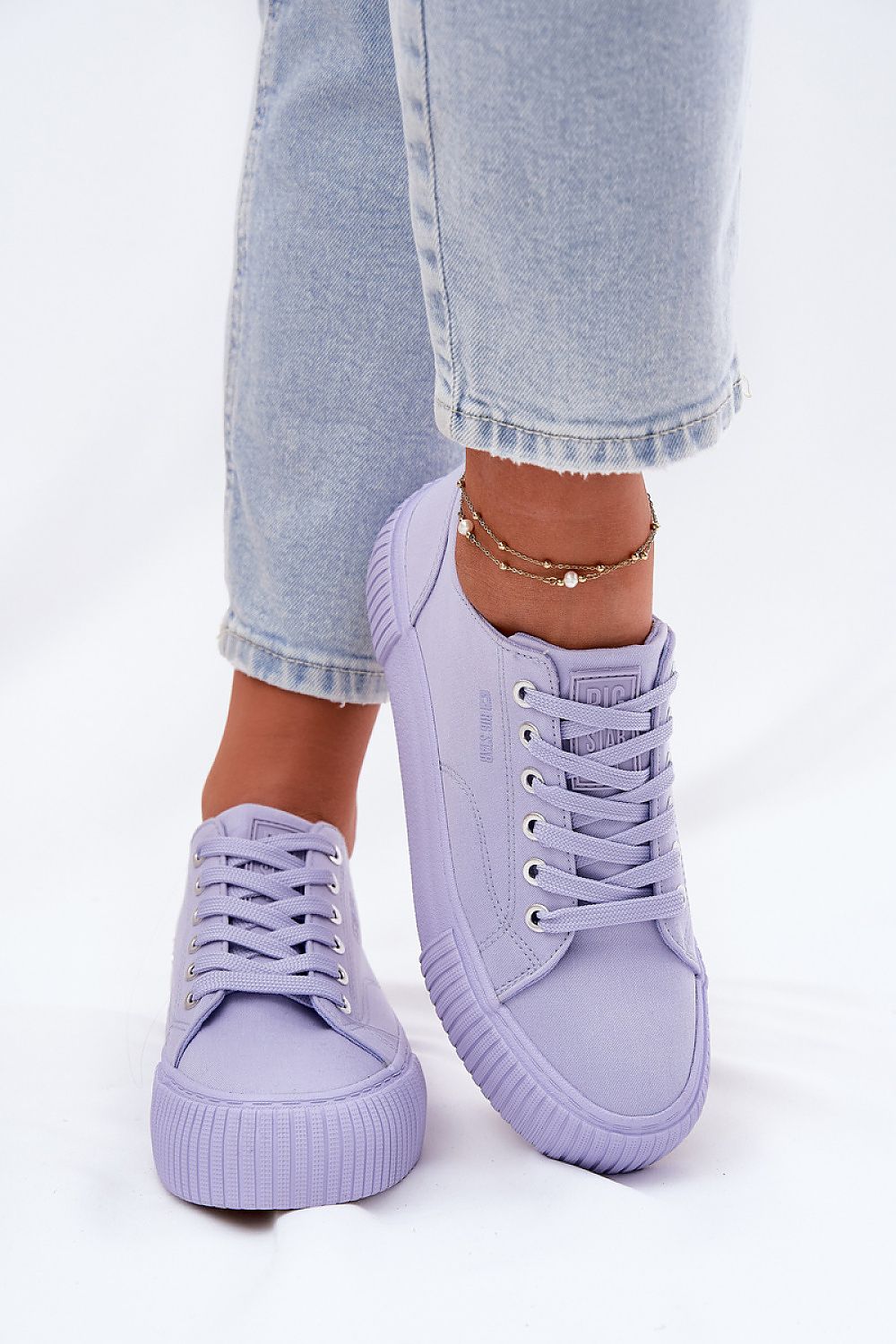 Baskets model 212616 Step in style
