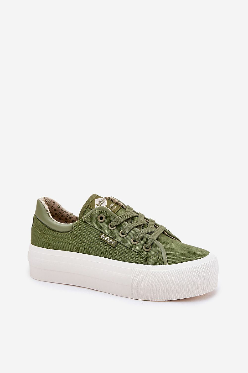 Baskets model 212618 Step in style