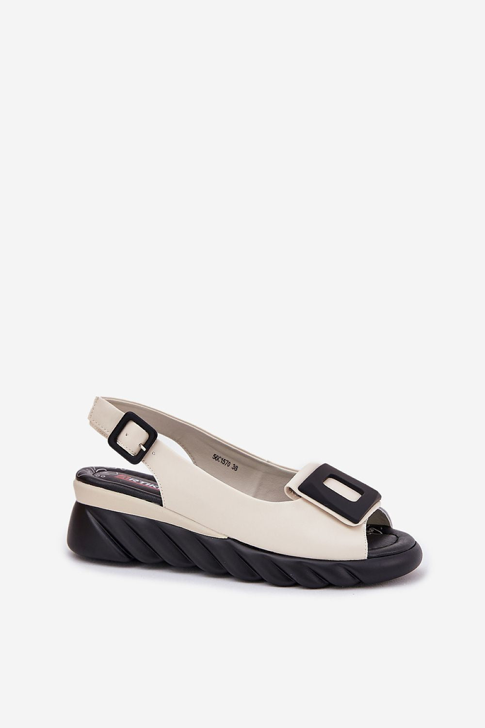 Cothurnes model 212716 Step in style