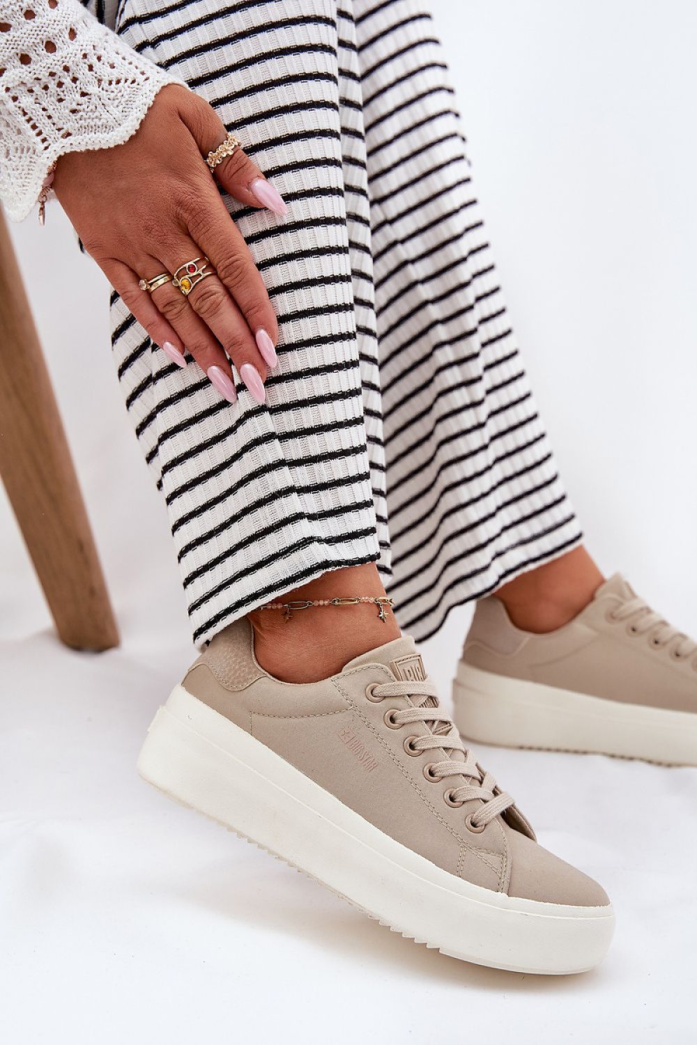 Baskets model 212726 Step in style