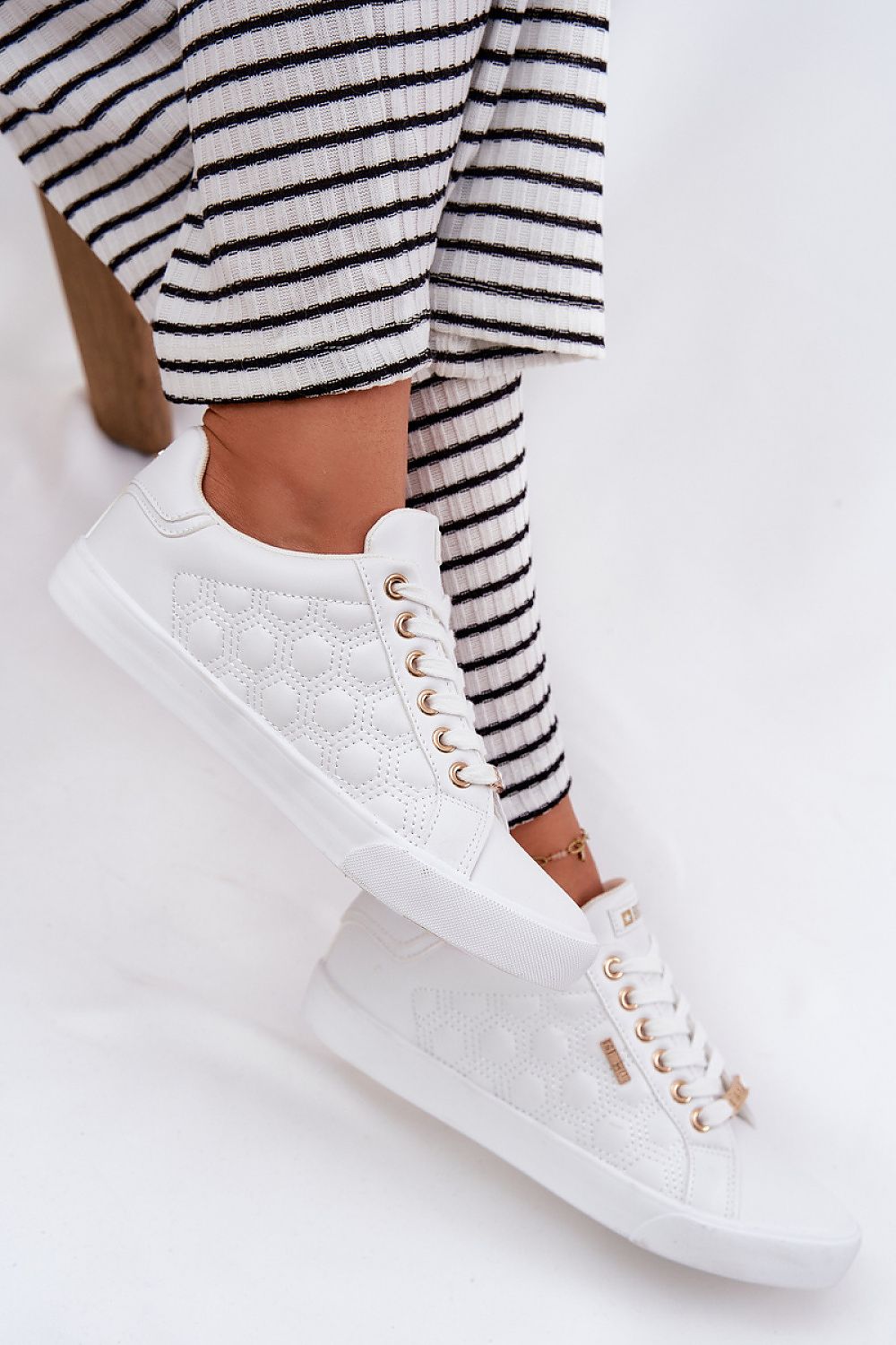 Baskets model 212727 Step in style