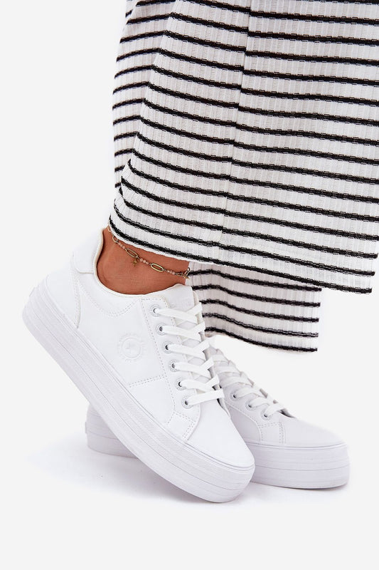 Baskets model 212729 Step in style