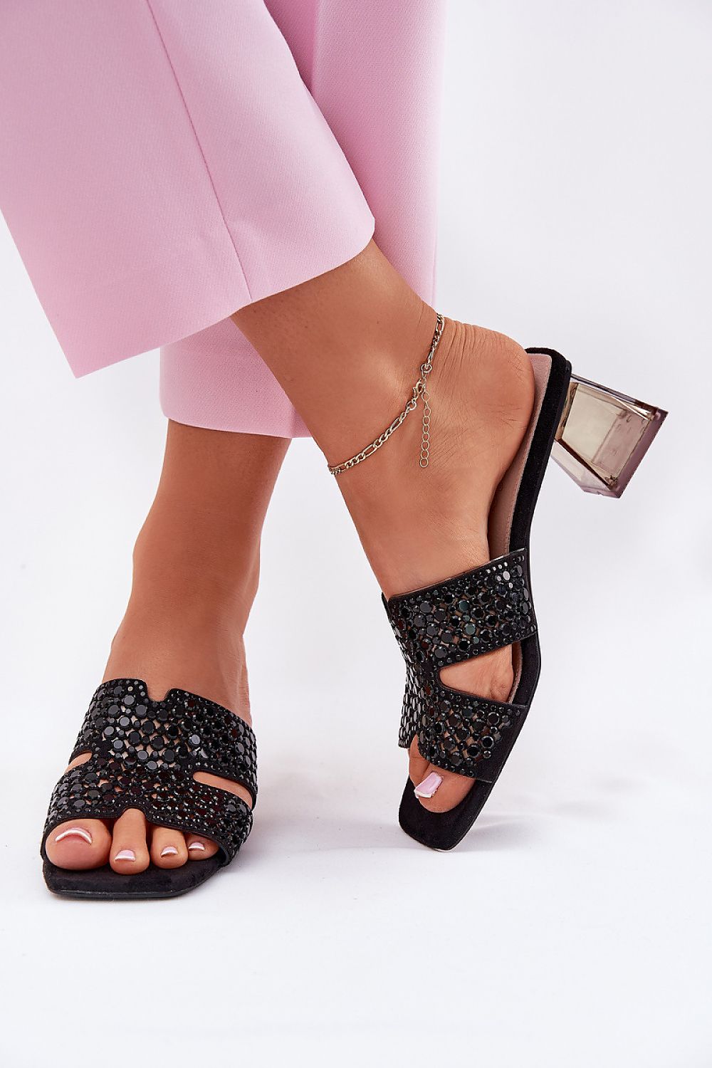 Clacquettes model 212878 Step in style