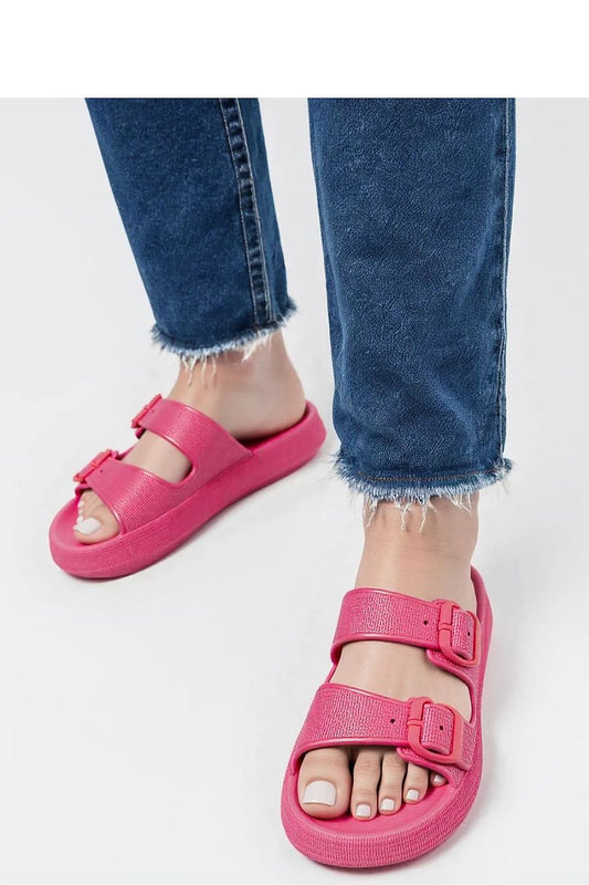 Clacquettes model 212944 Inello