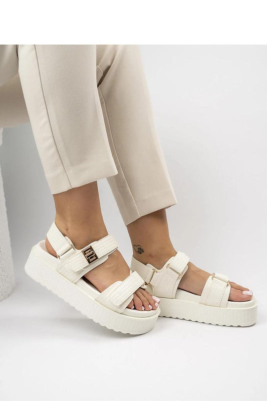 Sandales model 212954 Inello