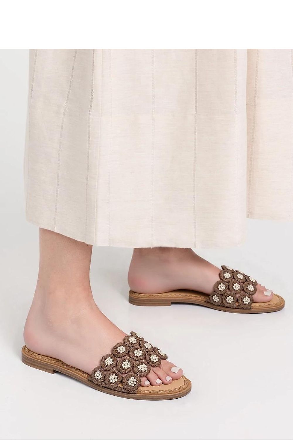 Clacquettes model 212963 Inello