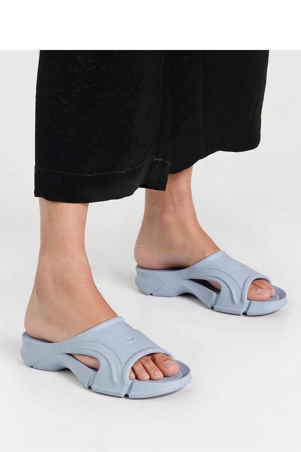 Clacquettes model 212990 Inello