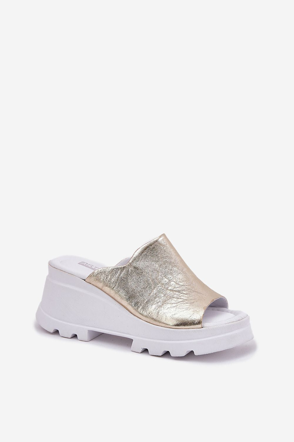 Clacquettes model 213034 Step in style