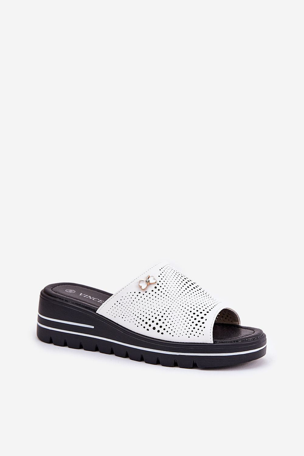 Clacquettes model 213039 Step in style