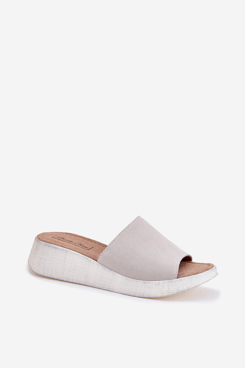 Clacquettes model 213043 Step in style