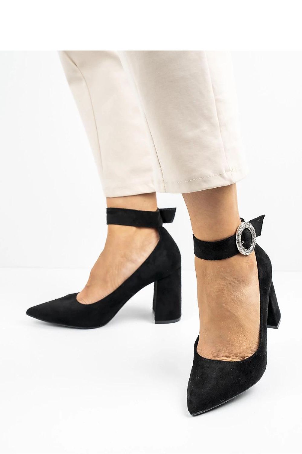 Escarpins talon large model 213144 Inello