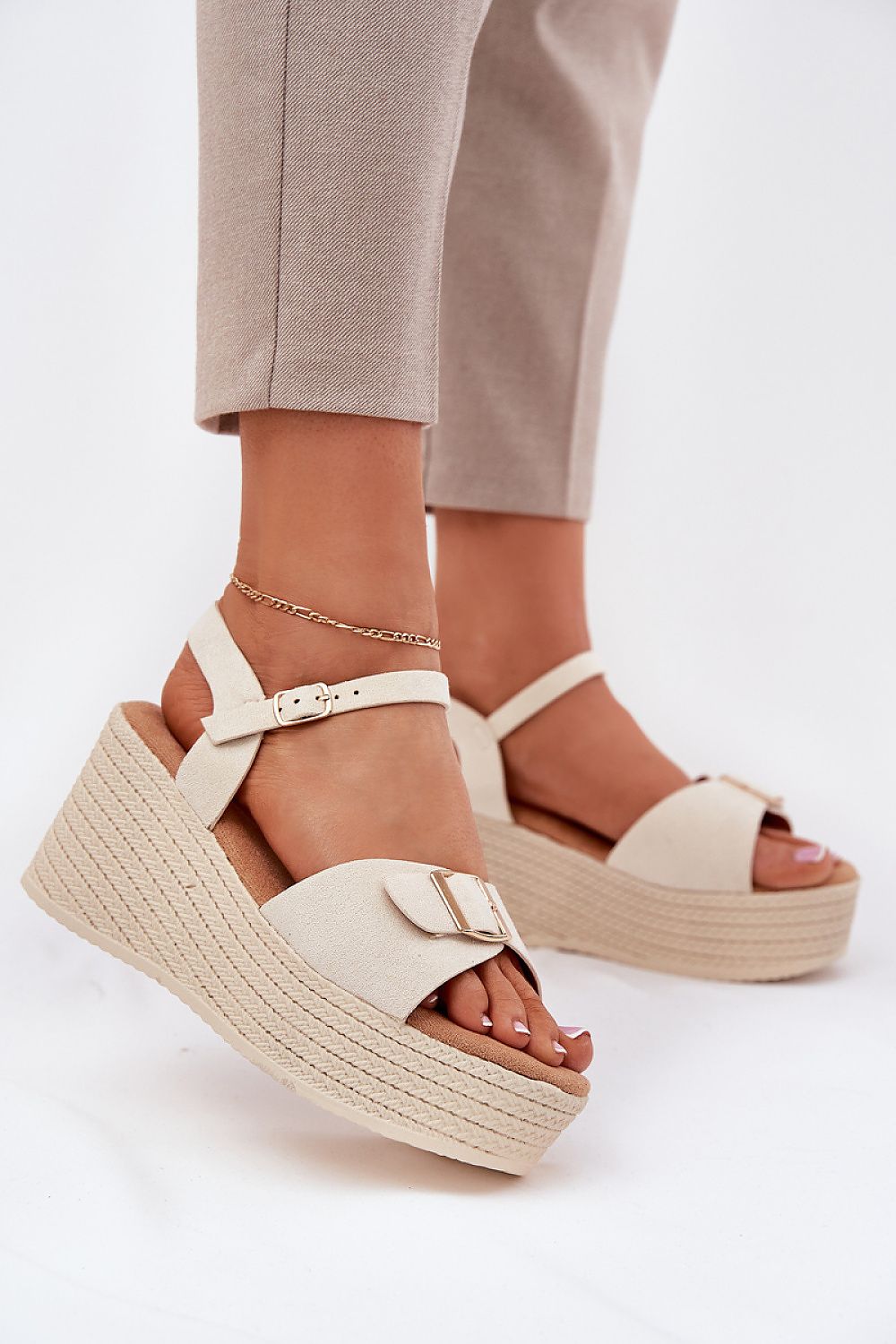 Cothurnes model 213176 Step in style