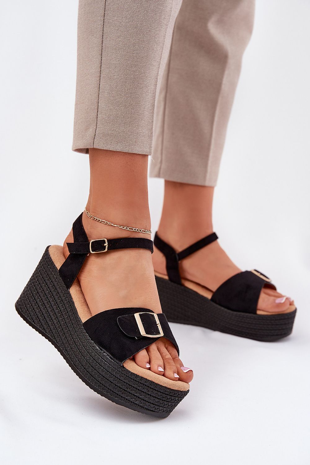 Cothurnes model 213177 Step in style