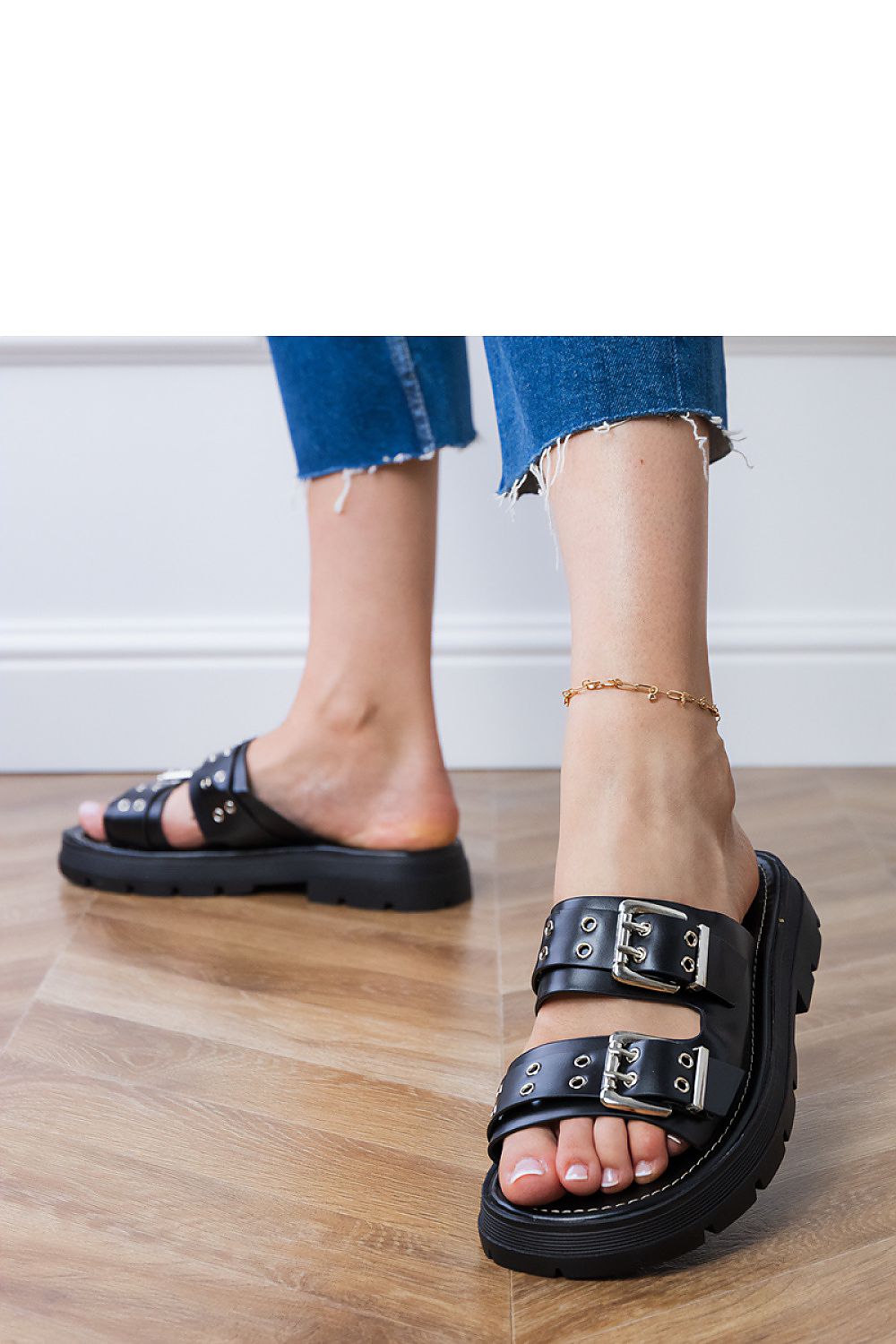 Clacquettes model 213362 PRIMO