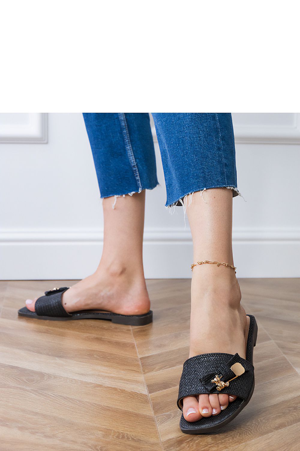 Clacquettes model 213370 PRIMO