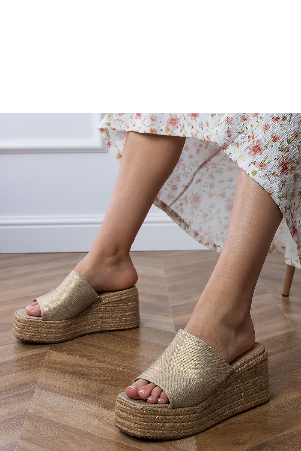 Clacquettes model 213374 PRIMO