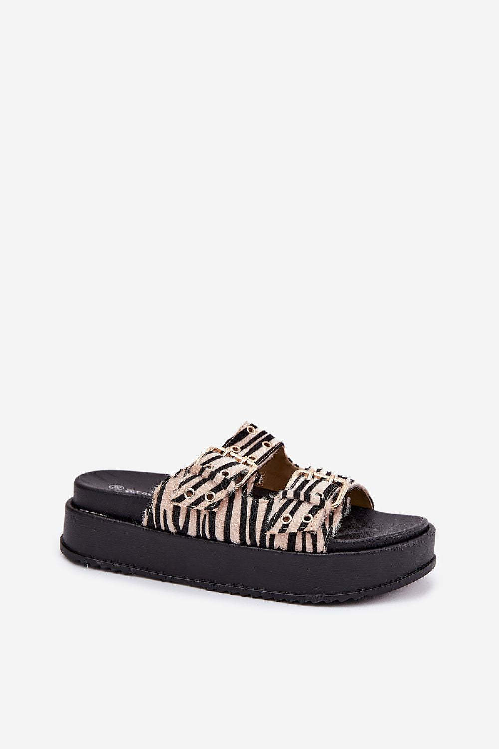 Clacquettes model 213481 Step in style