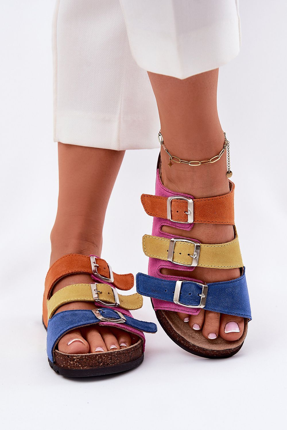 Clacquettes model 213483 Step in style
