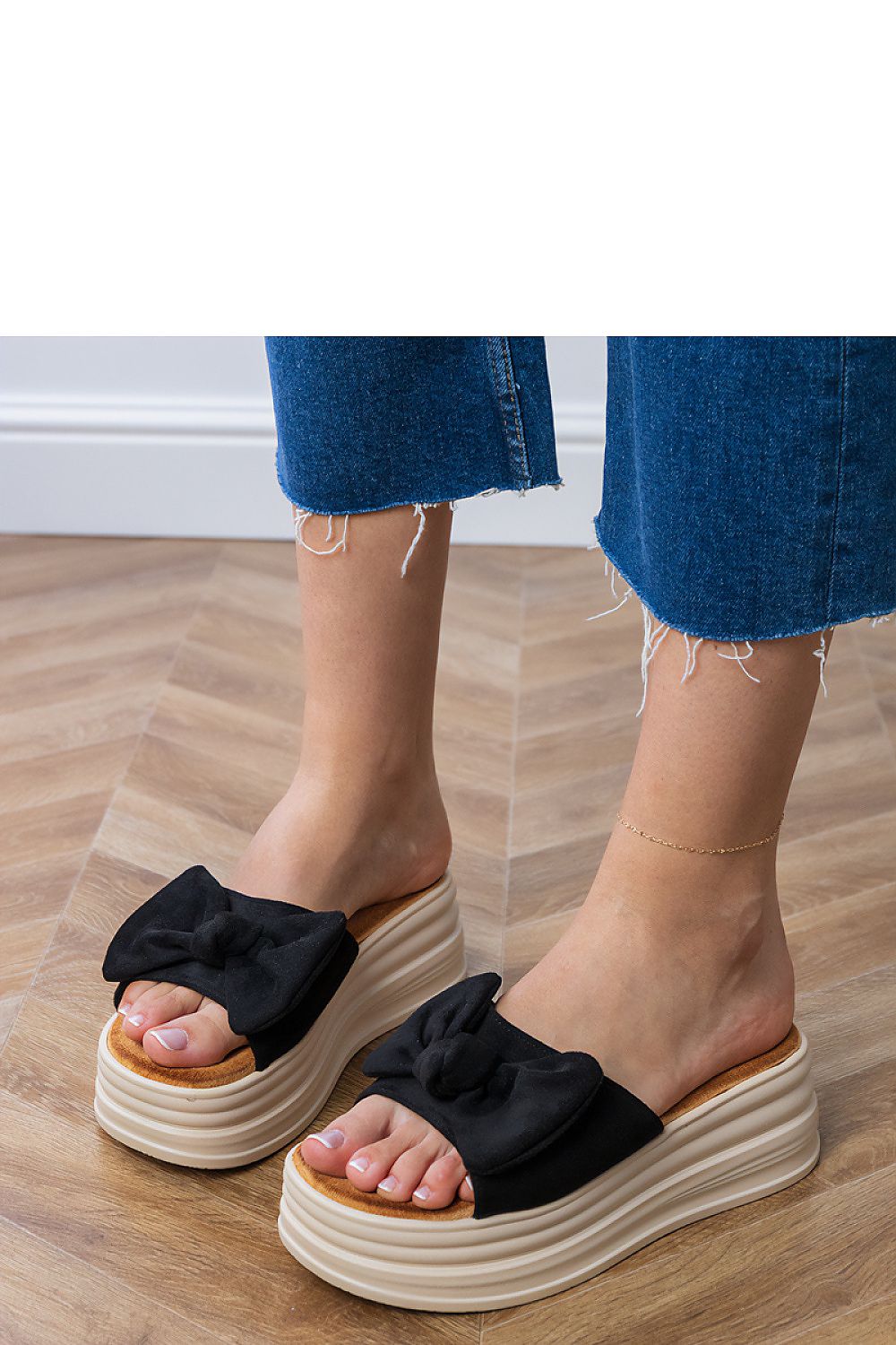Clacquettes model 213515 PRIMO