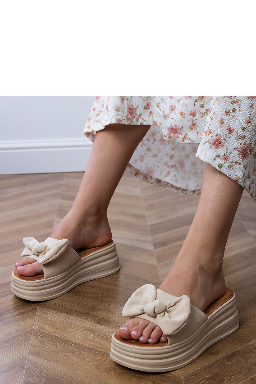 Clacquettes model 213516 PRIMO