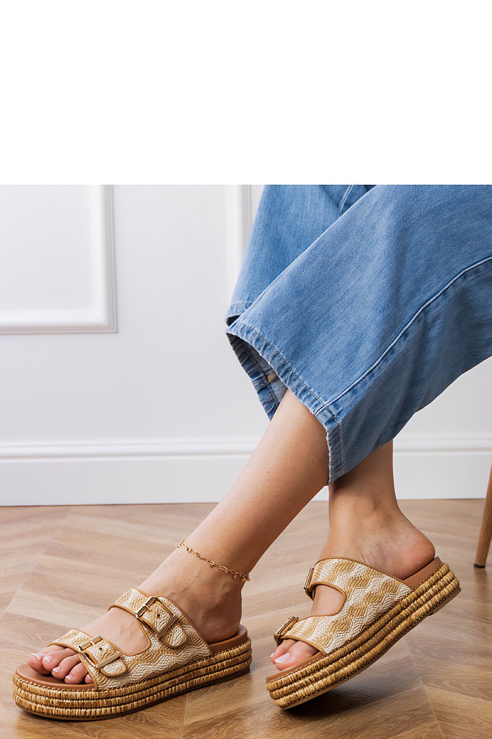 Clacquettes model 213524 PRIMO