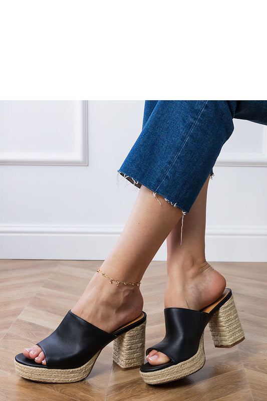 Clacquettes model 213715 PRIMO