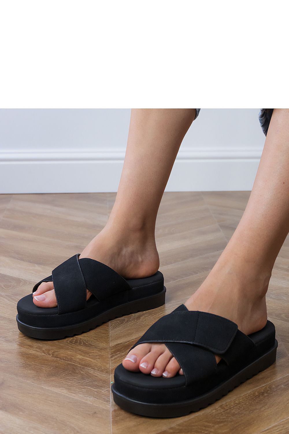 Clacquettes model 213723 PRIMO