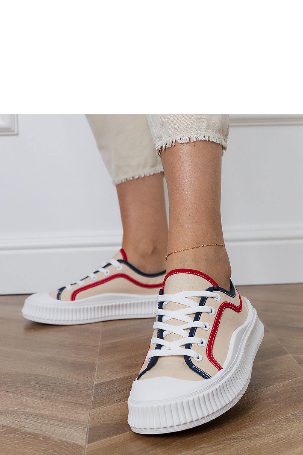Baskets model 213740 PRIMO