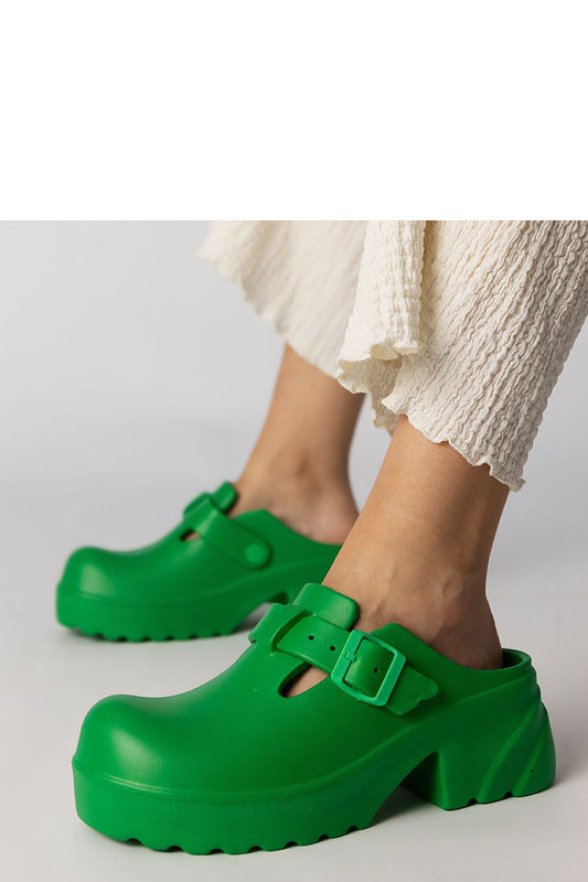 Clacquettes model 213748 PRIMO