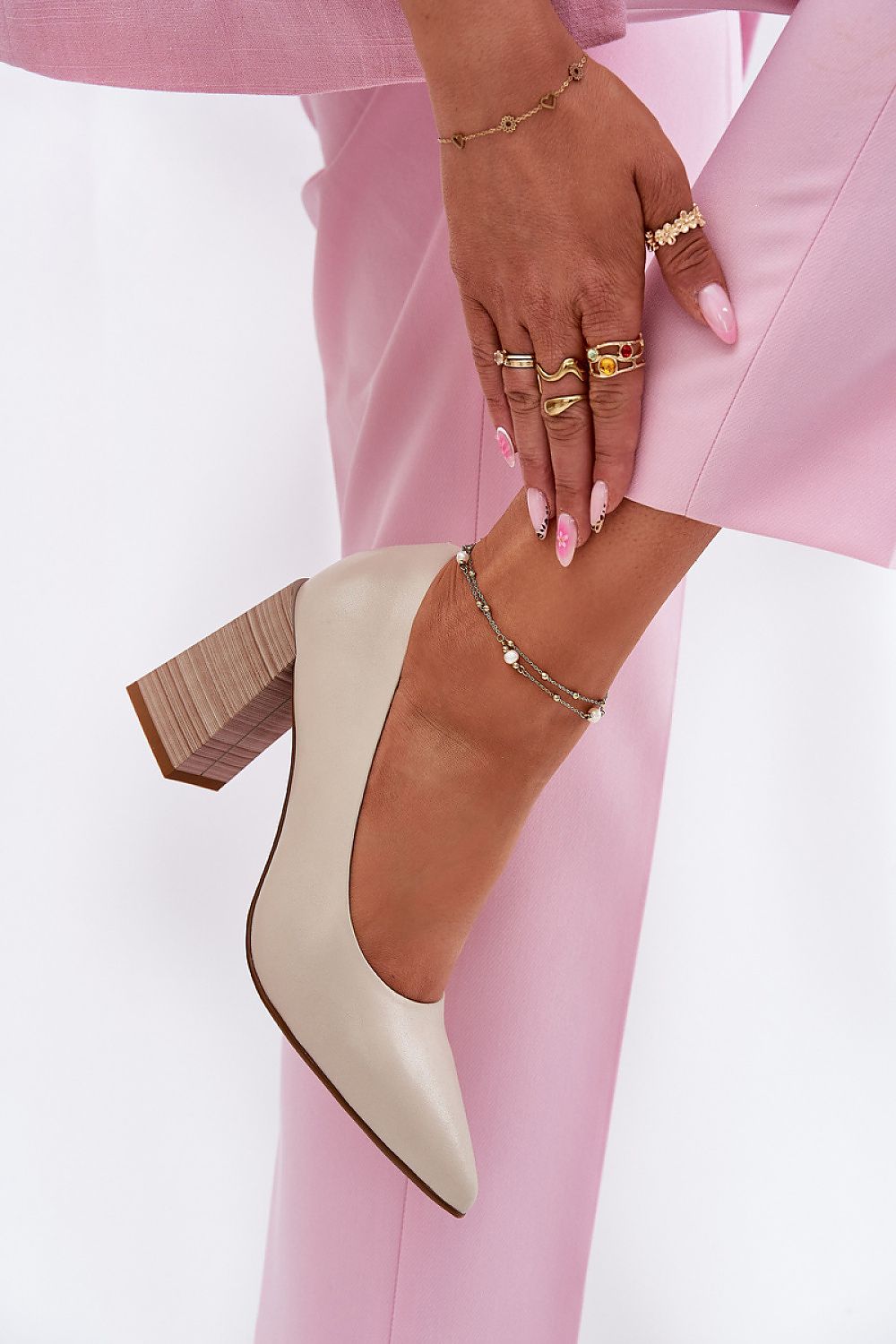 Escarpins talon large model 213892 Step in style
