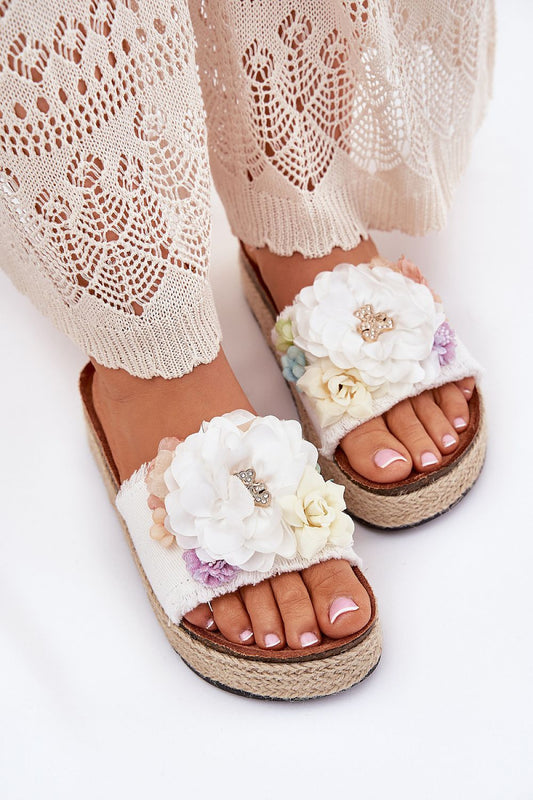 Clacquettes model 213945 Step in style