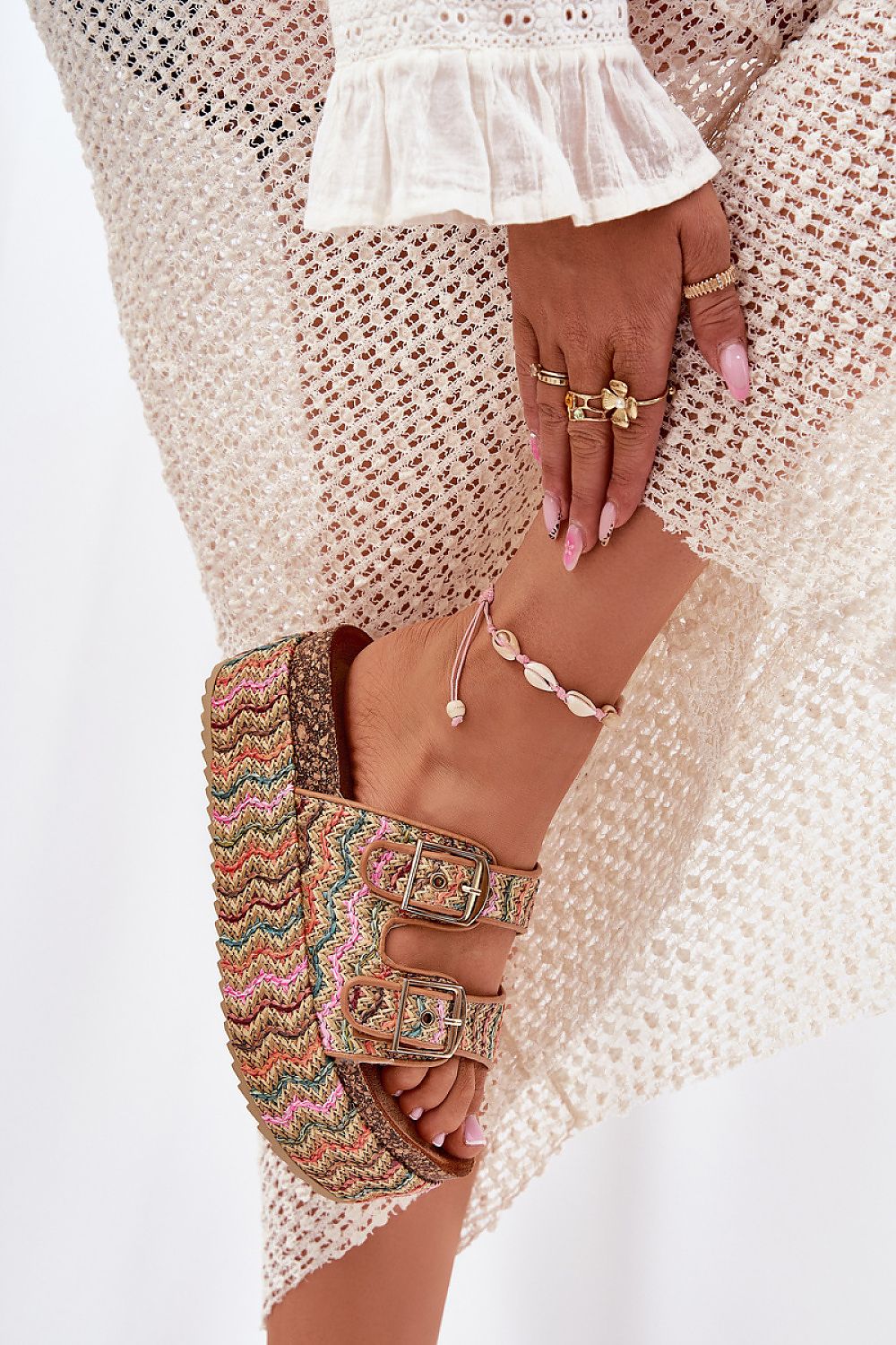 Clacquettes model 213947 Step in style