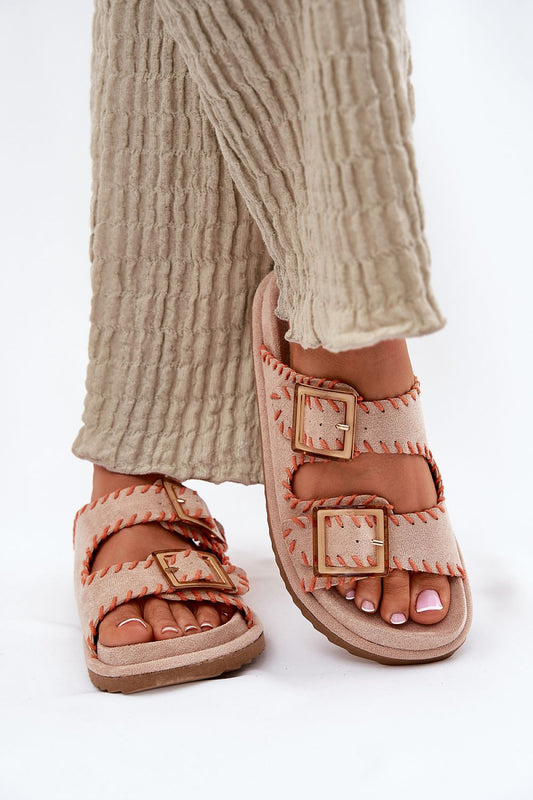 Clacquettes model 213960 Step in style
