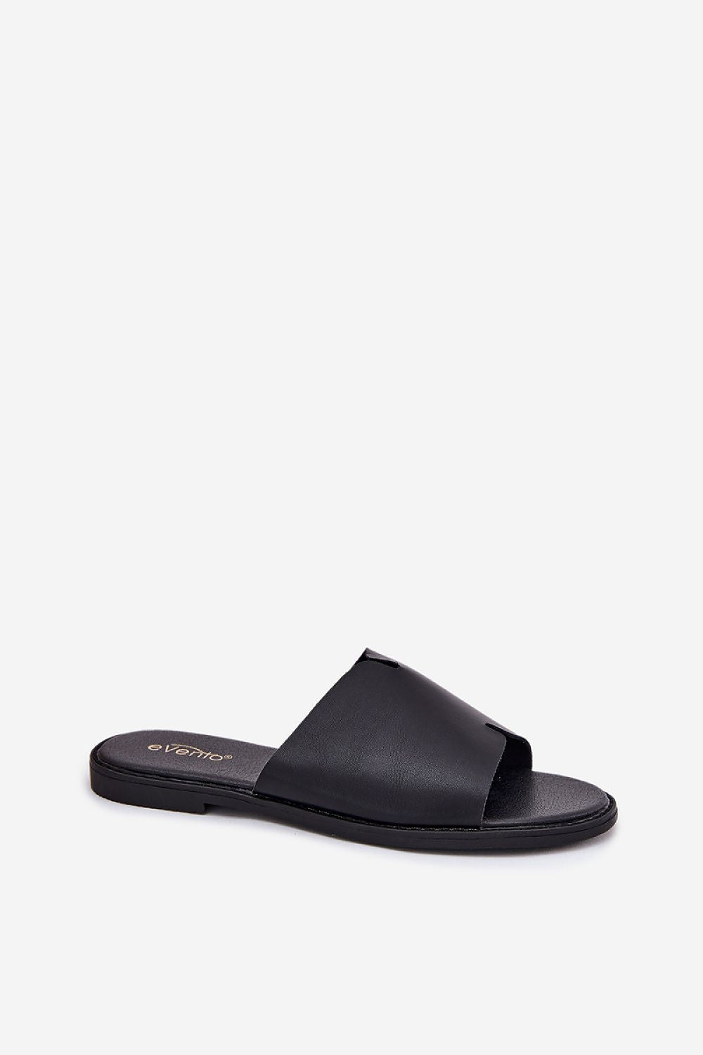 Clacquettes model 214373 Step in style
