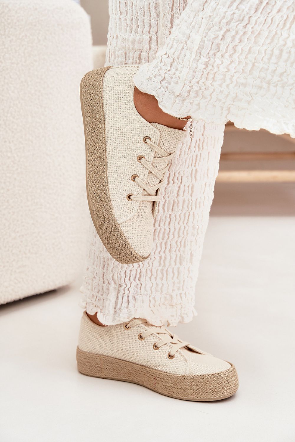 Baskets model 214399 Step in style