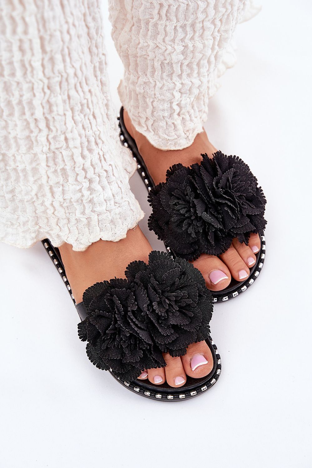 Clacquettes model 214504 Step in style