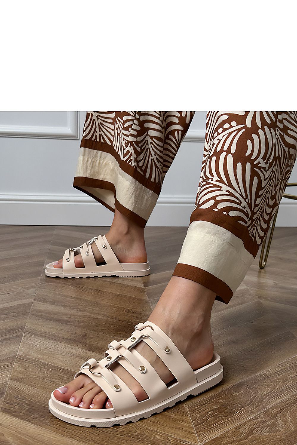 Clacquettes model 214574 PRIMO