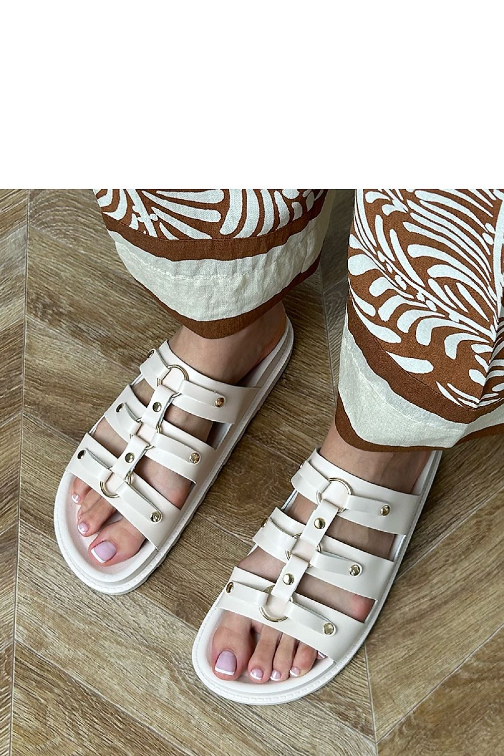 Clacquettes model 214574 PRIMO