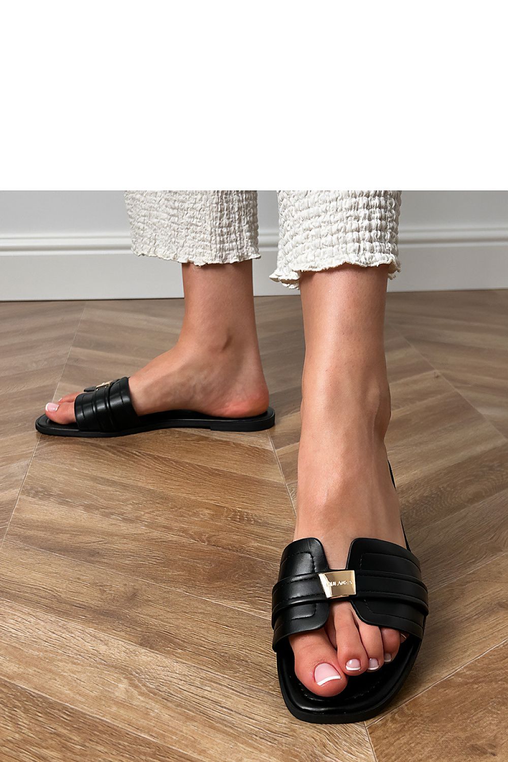 Clacquettes model 214644 PRIMO