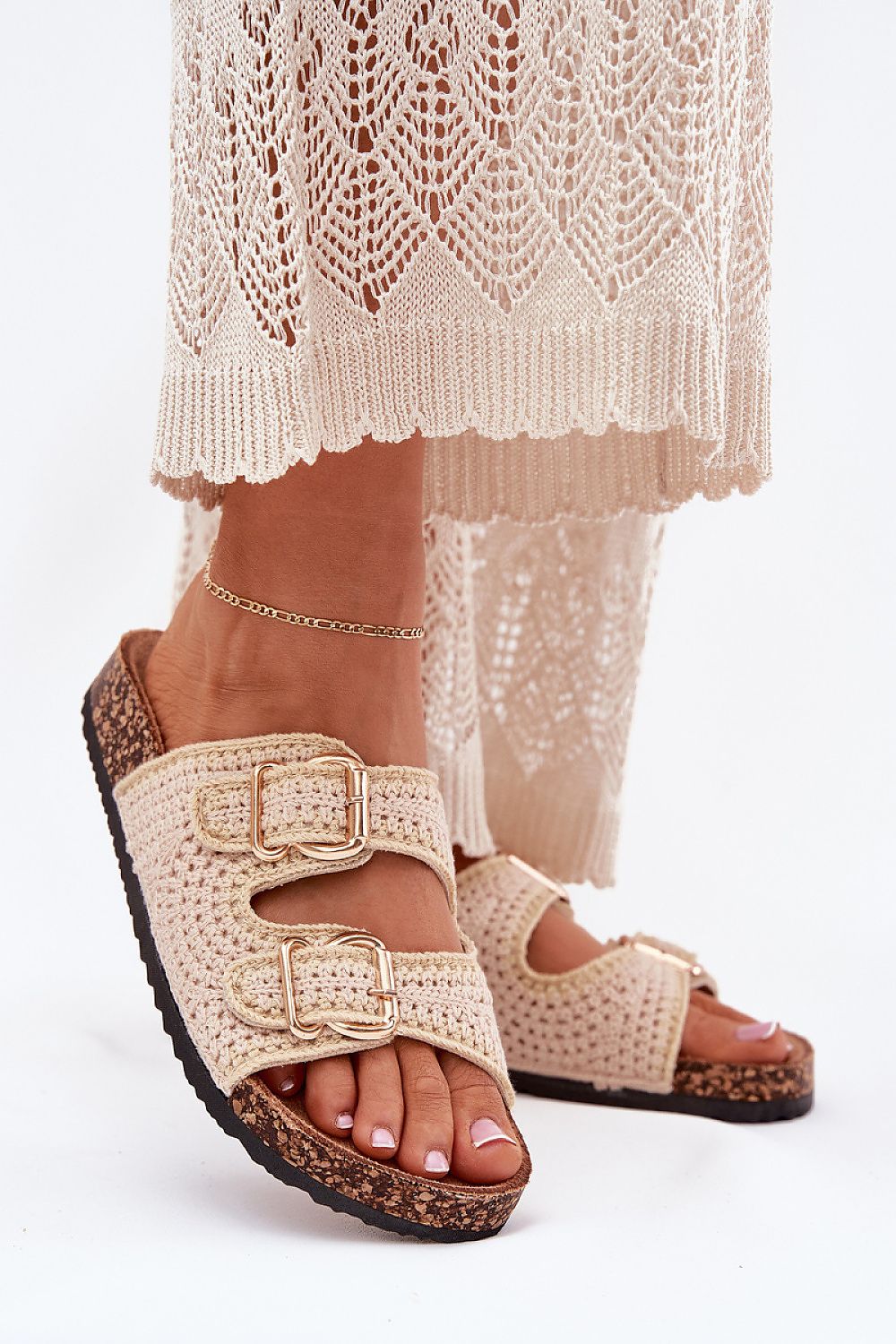 Clacquettes model 214732 Step in style