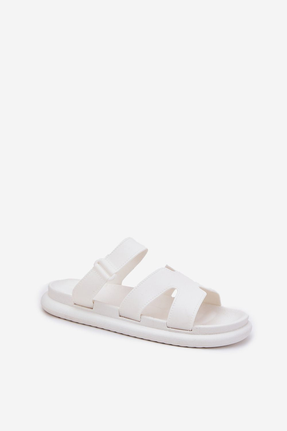 Clacquettes model 215163 Step in style