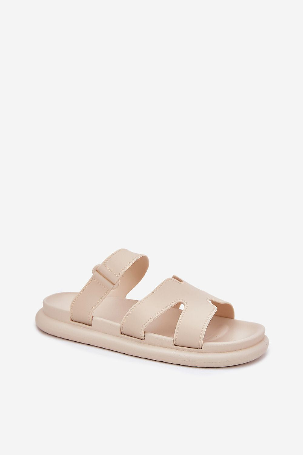 Clacquettes model 215164 Step in style